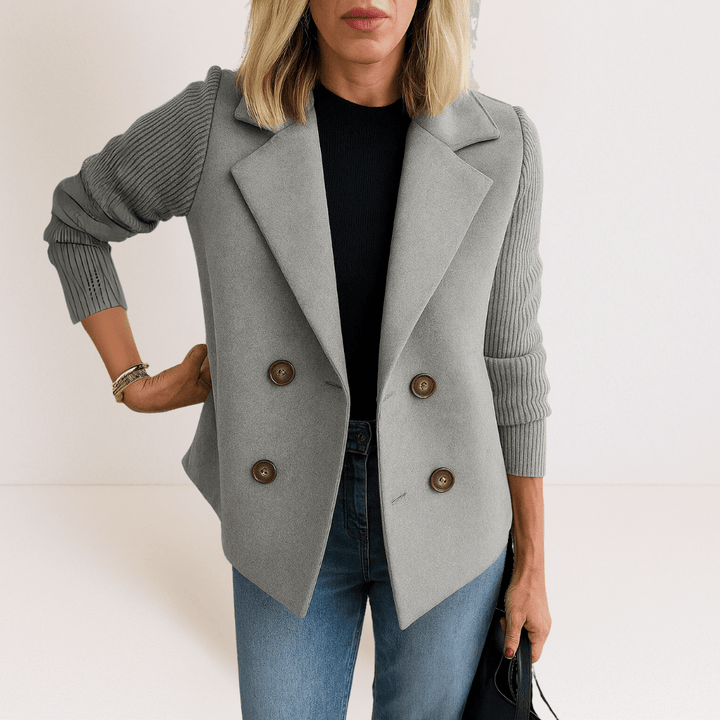 Olivia | Elegant jacket with knitted sleeves