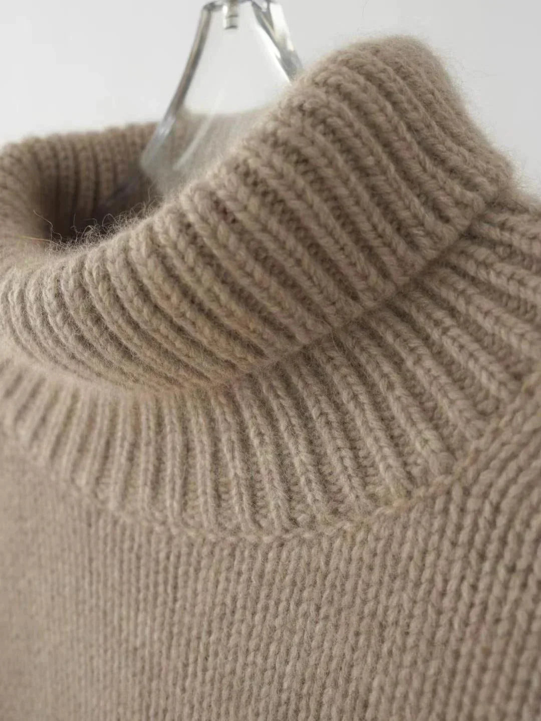 Marine | Turtleneck Sweater